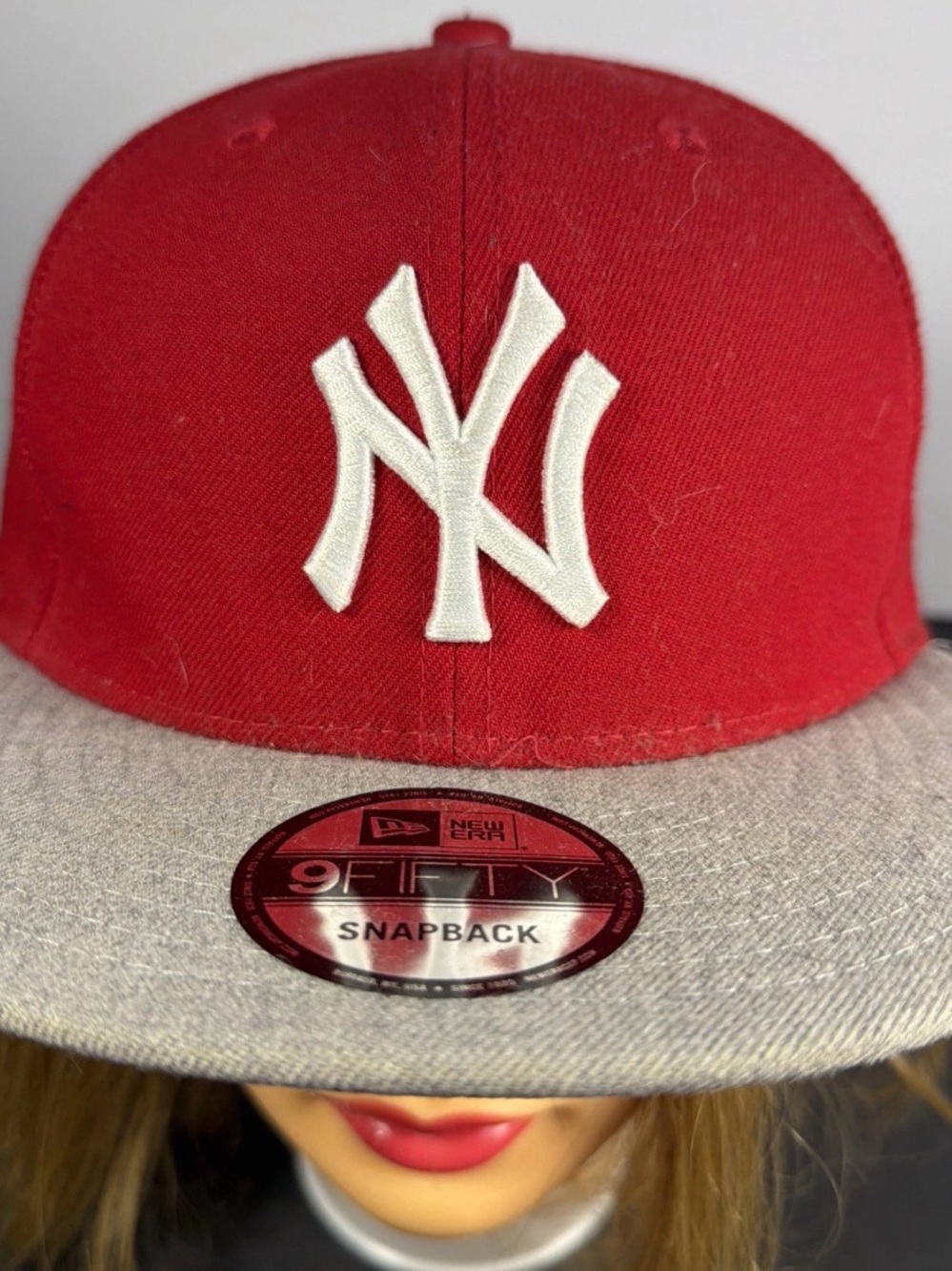 New York Yankess New Era 9Fifty SnapBack Adjustable Hat Red Grey Color
